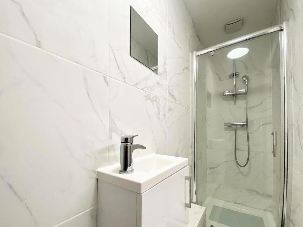 House 1905 - Self Catering Serviced Apartment Tidworth Exterior foto